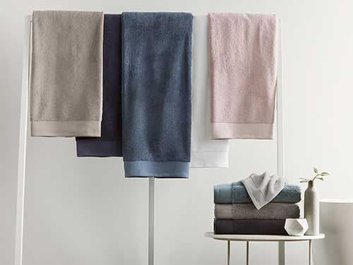  retreat natural bath towel from sheridan