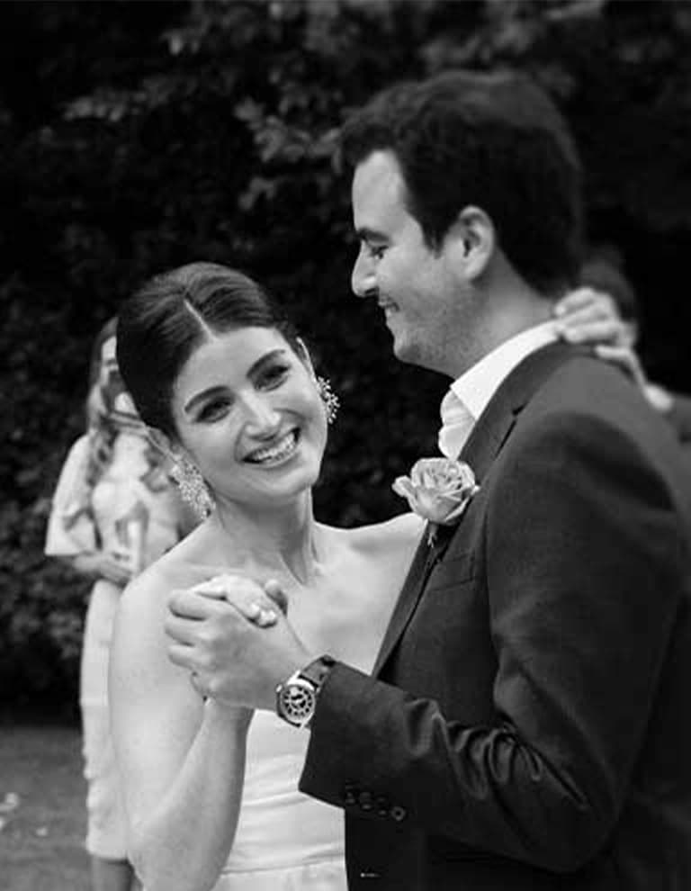September wedding garden, a magical day