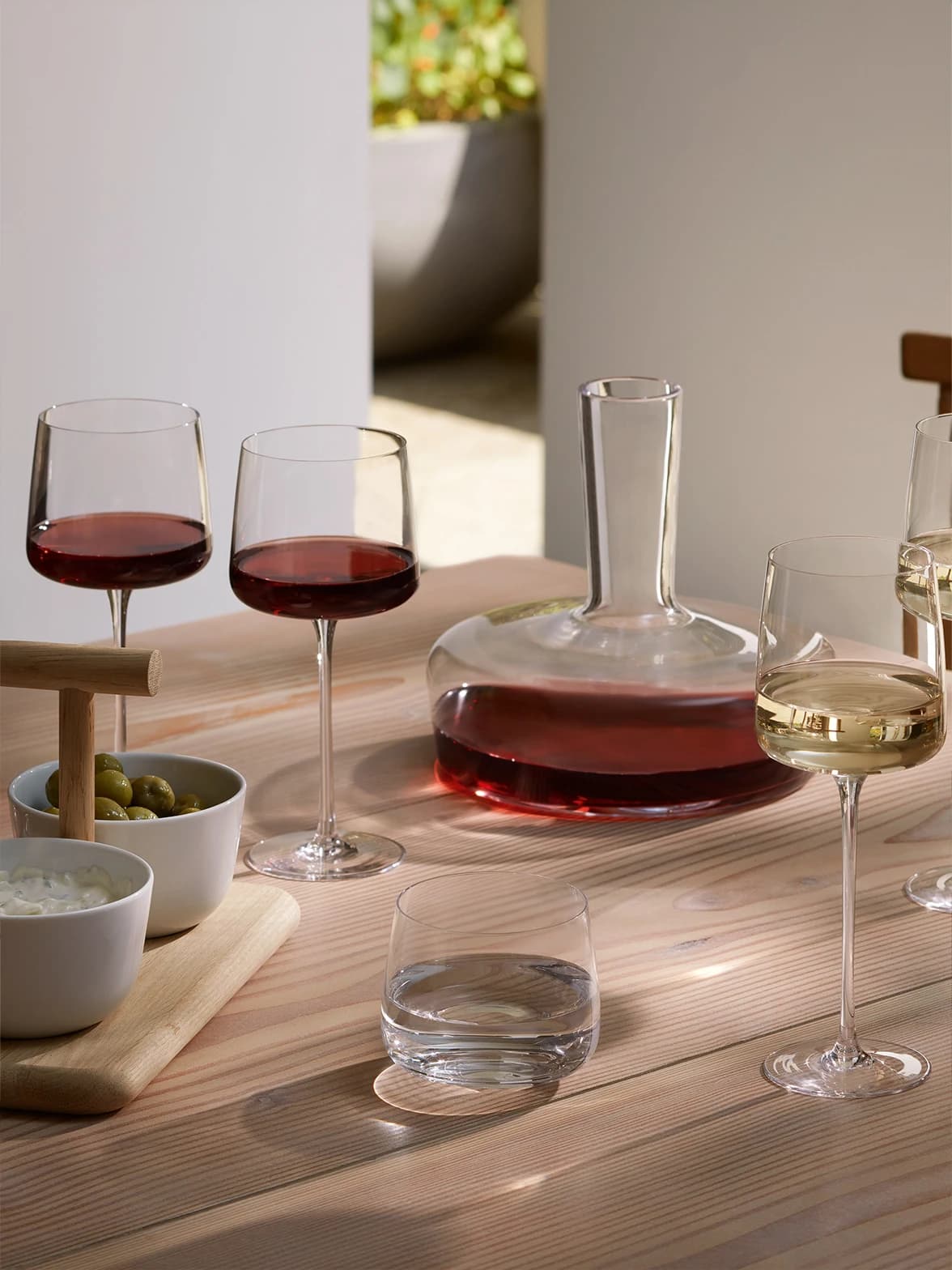 Most popular wedding gifts of all time, LSA International glasses