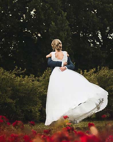 insure wedding day to protect yourself from unforeseen events