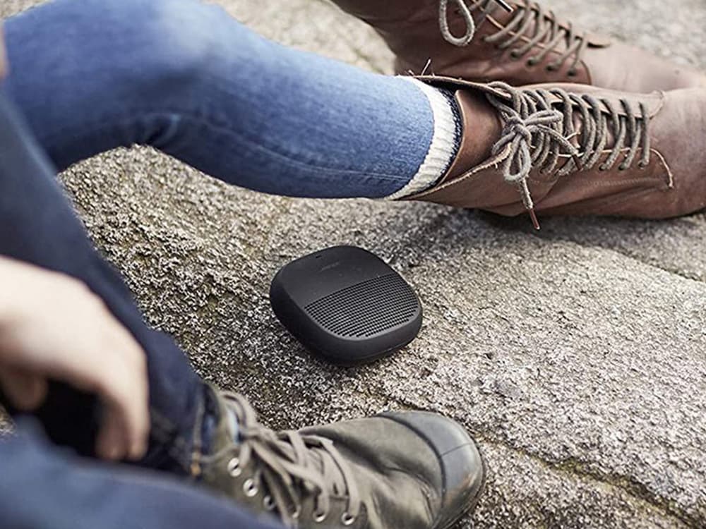 sound speaker with boots