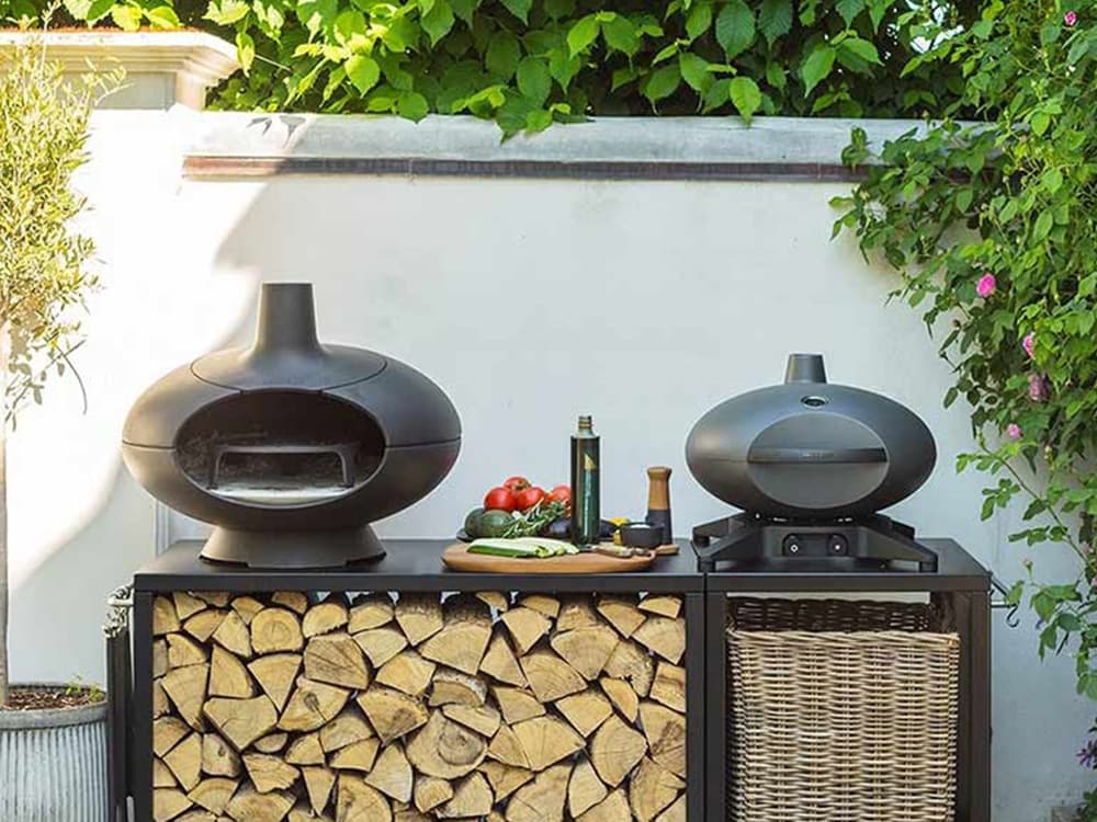 table bbq in garden