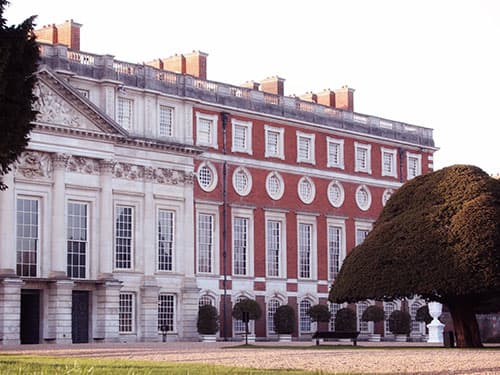 Hampton Court Palace wedding venue