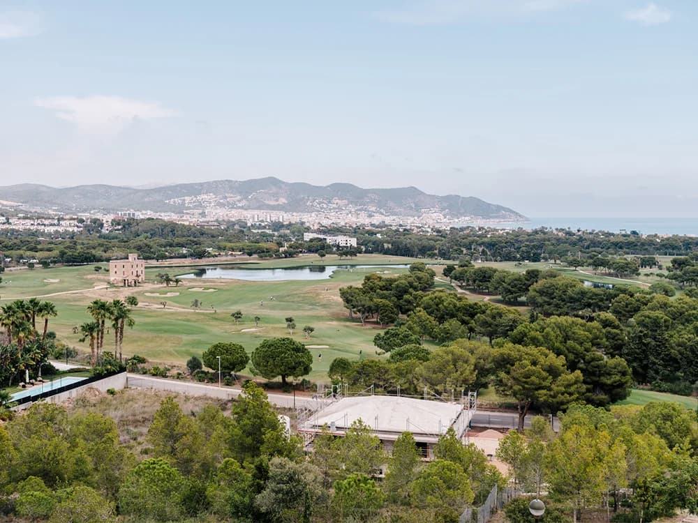 landscape around the wedding venue in Sitges Barcelona, with mountains and sea in the background