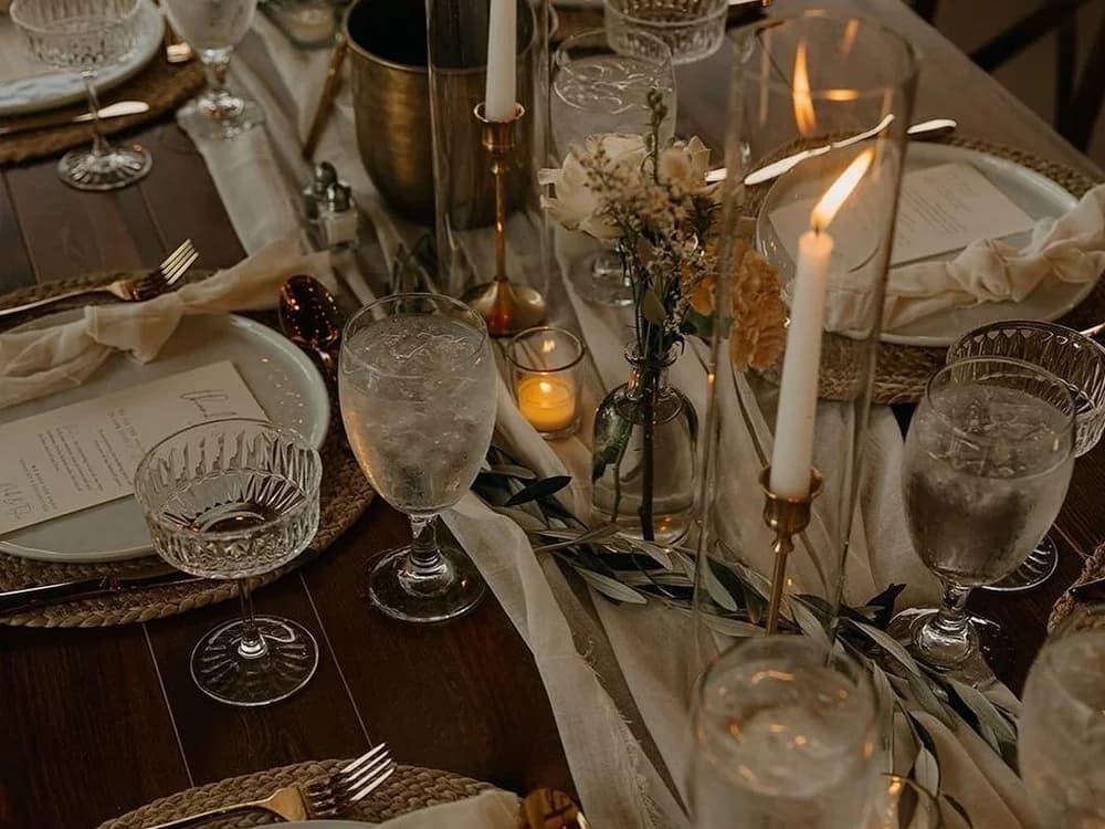 Neutral coloured tablescape featuring second-hand wedding decoration