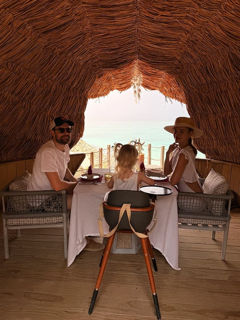 Jack Whitehall and Roxy Horner enjoy lunch with their daughter on holidays