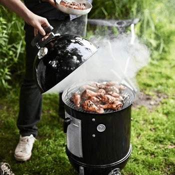 Smokey Mountain Charcoal barbecue, Black