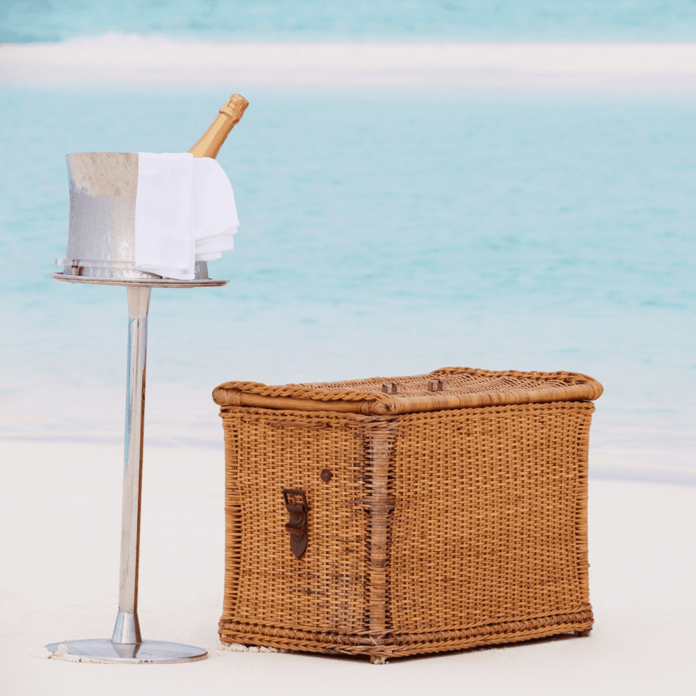 Luxury beach picnic for two