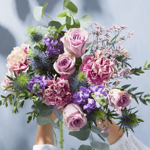 Image showing the Lux Letterbox flower subscription product.