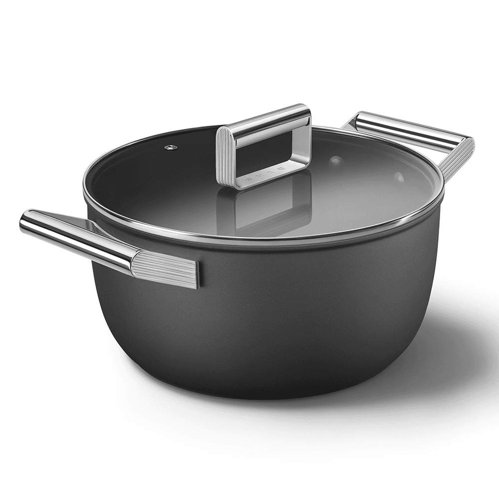 Retro 50's Style Non-Stick Casserole Dish