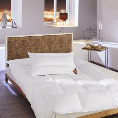 Image showing the The Sapphire Pillow product.
