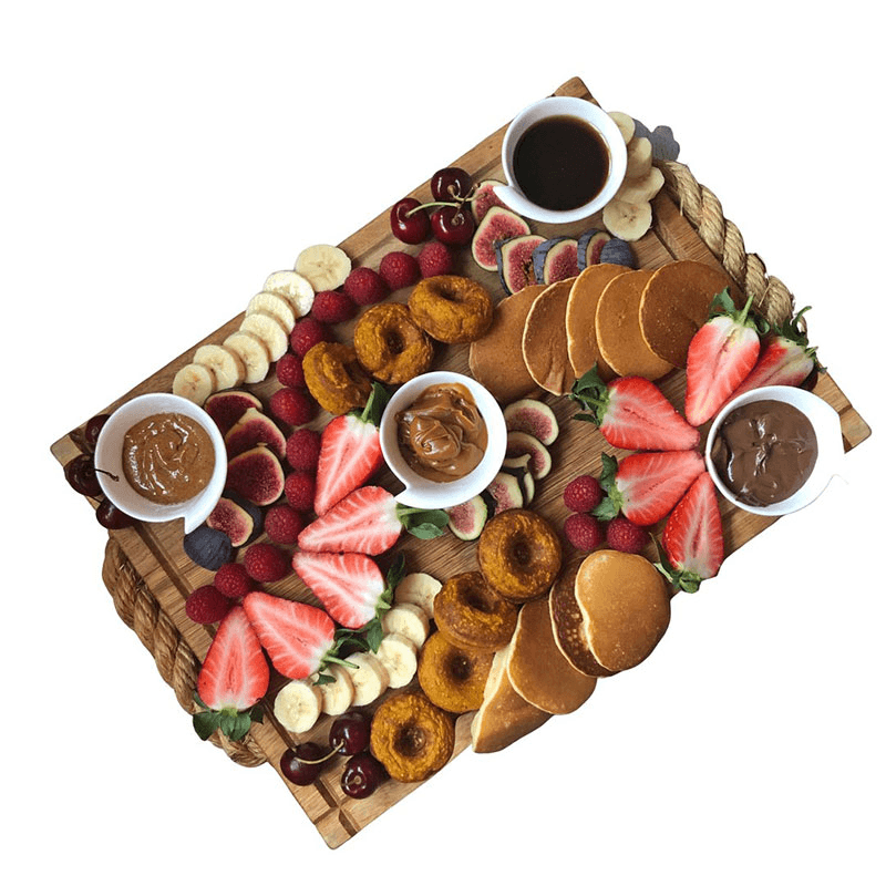 Personalised thin rectangular board with rope handles, Oak