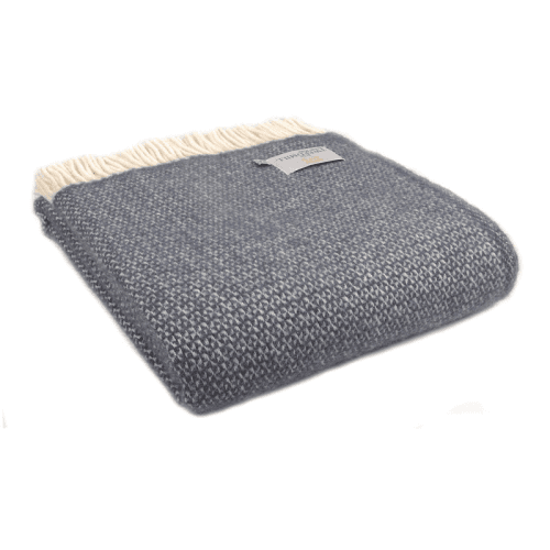 Image showing the Illusion Throw product.