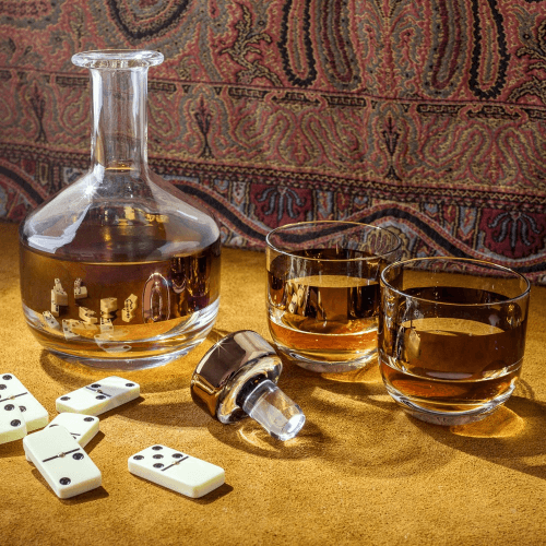 Image showing the Tank Whiskey decanter product.