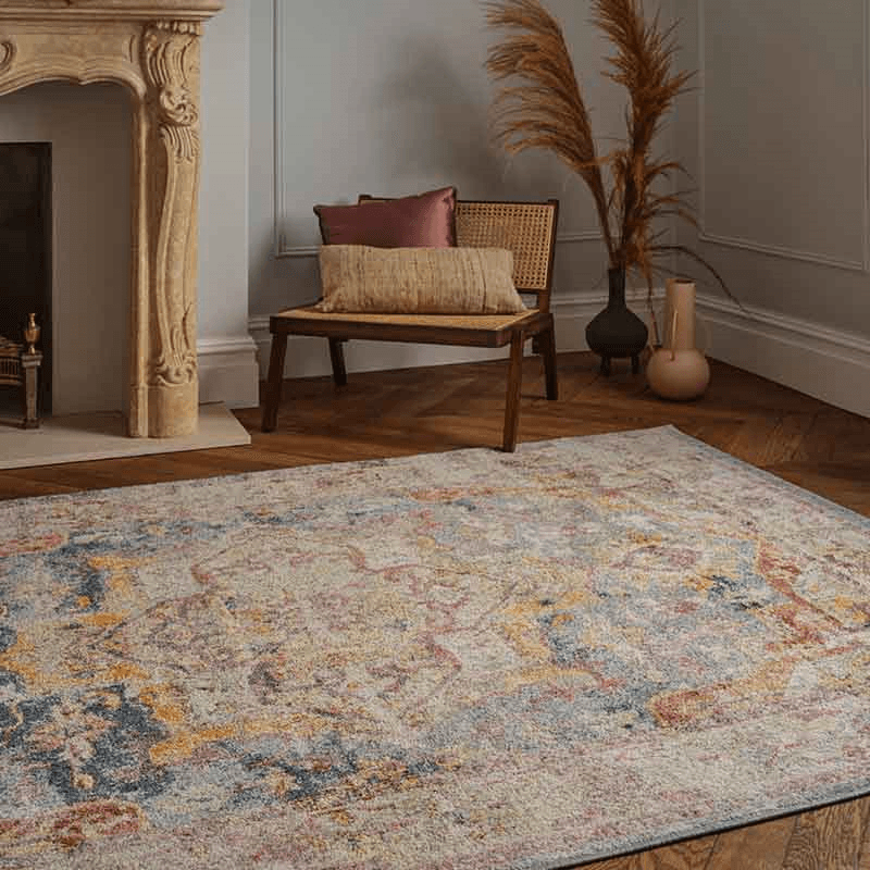 Flores Traditional Persian Azin Rug, Multi