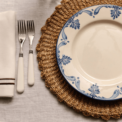 Image showing the Eleanor Set of 6 Dinner Plates product.