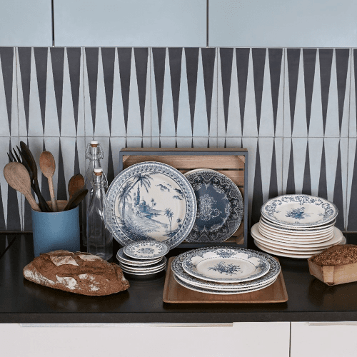 Image showing the Les Dépareillées Bleu Fleurs Dessert plate, White/Blue product.