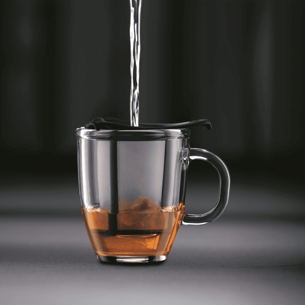 Yo-Yo Mug and tea strainer, Black